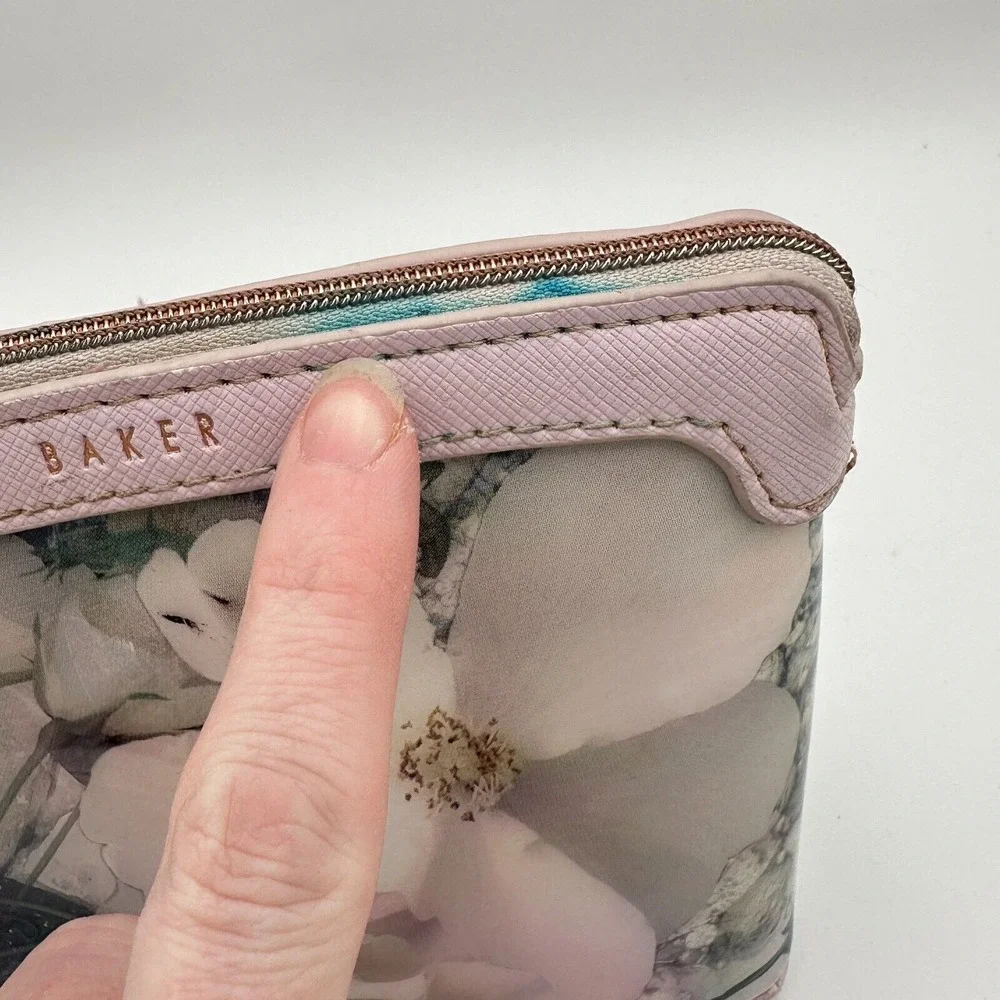 Ted Baker Floral Travel Cosmetic‎ Case Make Up Bag Pink Luxury Preppy Vacation